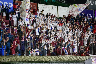 Torcida do Caxias no Estádio Centenário<!-- NICAID(16046787) -->