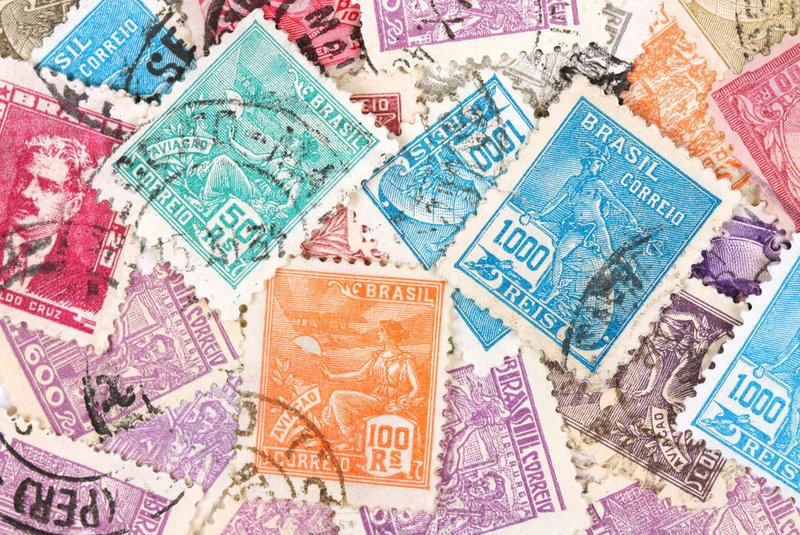 Coleção de selos - Foto: upungato/stock.adobe.comFonte: 11439120<!-- NICAID(15631344) -->