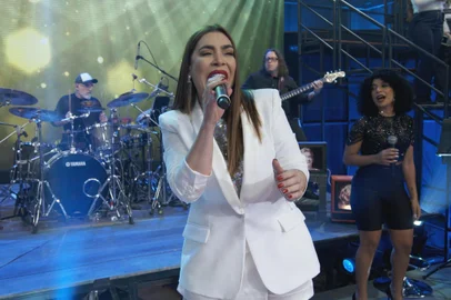 Naiara Azevedo no Altas Horas<!-- NICAID(15321983) -->