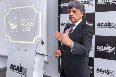 Coletiva de imprensa da Associação Gaúcha de Supermercados (Agas). Na foto, o presidente Antônio Cesa Longo.Indexador: CASSIUS SOUZA FOTOGRAFIAS<!-- NICAID(14948848) -->