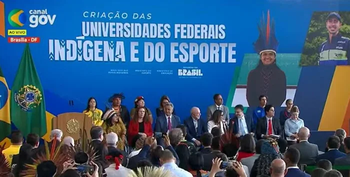 YouTube / Reprodução