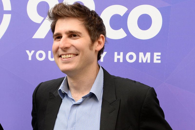 Facebook co-founder Eduardo Saverin attends the 99.co second Anniversary and 99PRO Launch in Singapore on May 26, 2016. (Photo by ROSLAN RAHMAN / AFP)Editoria: HUMLocal: SingaporeIndexador: ROSLAN RAHMANSecao: peopleFonte: AFPFotógrafo: STR<!-- NICAID(14827560) -->