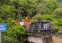 Vagões que transportavam combustível e não descarrilaram em Guaporé são retirados de ferrovia