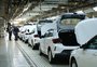 Com pátio cheio, GM volta a parar produção no RS