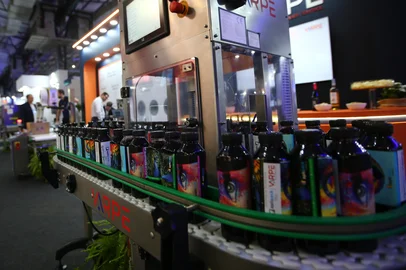 BENTO GONÇALVES, RS, BRASIL, 14/04/2026. Envase Brasil 2026 - feira de tecnologia, gestão e inovação nos setores de bebidas e alimentos. As novidades da Envase Brasil 2026. Na foto, vistas gerais. (Porthus Junior/Agência RBS)<!-- NICAID(16265742) -->