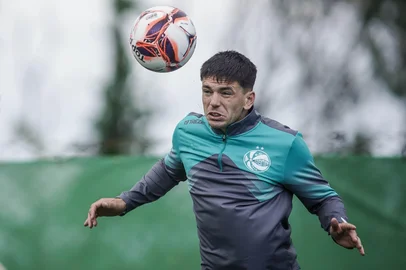 Preparação do Juventude no CT tendo em vista o Ca-Ju 290. Na foto: atacante Manuel Castro.<!-- NICAID(16206659) -->