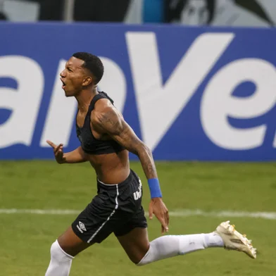 PORTO ALEGRE, RS, BRASIL - 03.04.2021 - Grêmio e Inter se enfrentam na Arena pela nona rodada do Campeonato Gaúcho. (Foto: Jefferson Botega/Agencia RBS)Indexador: Jeff Botega<!-- NICAID(14749803) -->