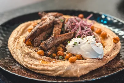 destemperados, o levante, oriente médio, hummus, comida árabe<!-- NICAID(16060860) -->