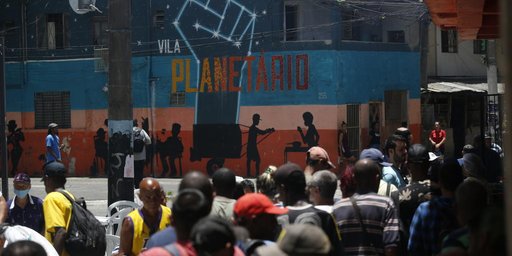 Misturaí distribui galetos de Natal