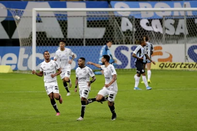 PORTO ALEGRE, RS, BRASIL - 24.06.2021 - O Grêmio recebe o Santos pelo Campeonato Brasileiro. (Foto: André Ávila/Agencia RBS)<!-- NICAID(14817873) -->