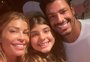 Cauã Reymond posta foto ao lado de Grazi Massafera e da filha e web reage
