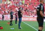 Coudet destaca desempenho de Lucca na vitória do Inter sobre o Caxias: "Grande jogo"