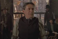 O ator Matt Clark em "De Volta para o Futuro 3", de 1990