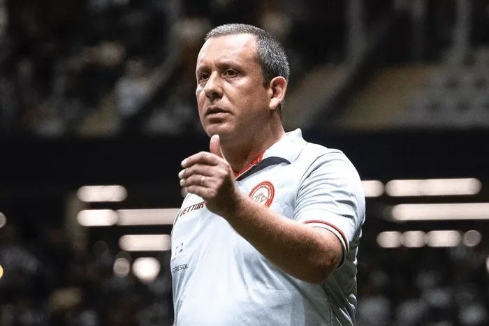 Victor Souza / Tombense, Divulgação Victor Souza / Tombense, Divulgação