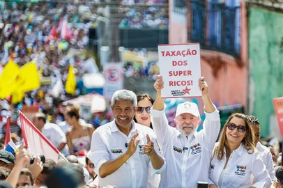 Presidente da República, Luiz Inácio Lula da Silva, durante Caminhada do Dois de Julho. Salvador - BA<!-- NICAID(16076879) -->