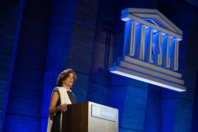 UNESCO Director-General Audrey Azoulay delivers a speech to announce the United States' request to return to the institution, at the UNESCO headquarters in Paris, on June 12, 2023. The United States plans to rejoin UNESCO from July this year, ending a lengthy dispute that saw Washington end its membership in 2018, the UN cultural agency announced on June 12. (Photo by ALAIN JOCARD / AFP)<!-- NICAID(15453682) -->