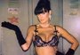 Filha de Demi Moore compartilha fotos da mãe nos bastidores do filme "Striptease"