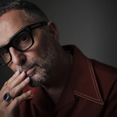 Jorge Drexler anuncia show em Porto Alegre em 2026.<!-- NICAID(16145891) -->
