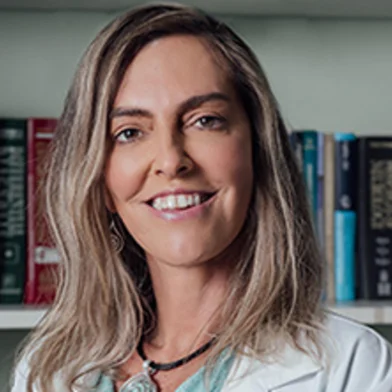 Cientista Tatiana Coelho de Sampaio, chefe do Laboratório de Biologia da Matriz Extracelular do Instituto de Ciências Biomédicas da Universidade Federal do Rio de Janeiro (ICB/UFRJ). Descoberta da polilaminina.<!-- NICAID(16227181) -->