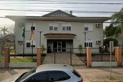 Advogado de Passo Fundo pede "decência" a juiz e é denunciado por desacato durante audiência<!-- NICAID(16151659) -->