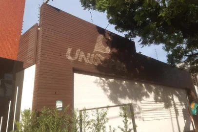 Unisuper fecha loja na Avenida São João<!-- NICAID(15411388) -->