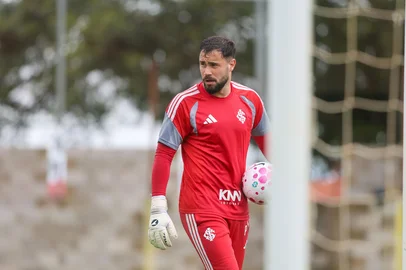 Treino do Inter no CT Parque Gigante. Na foto, o goleiro Matheus Cunha.<!-- NICAID(16388314) -->