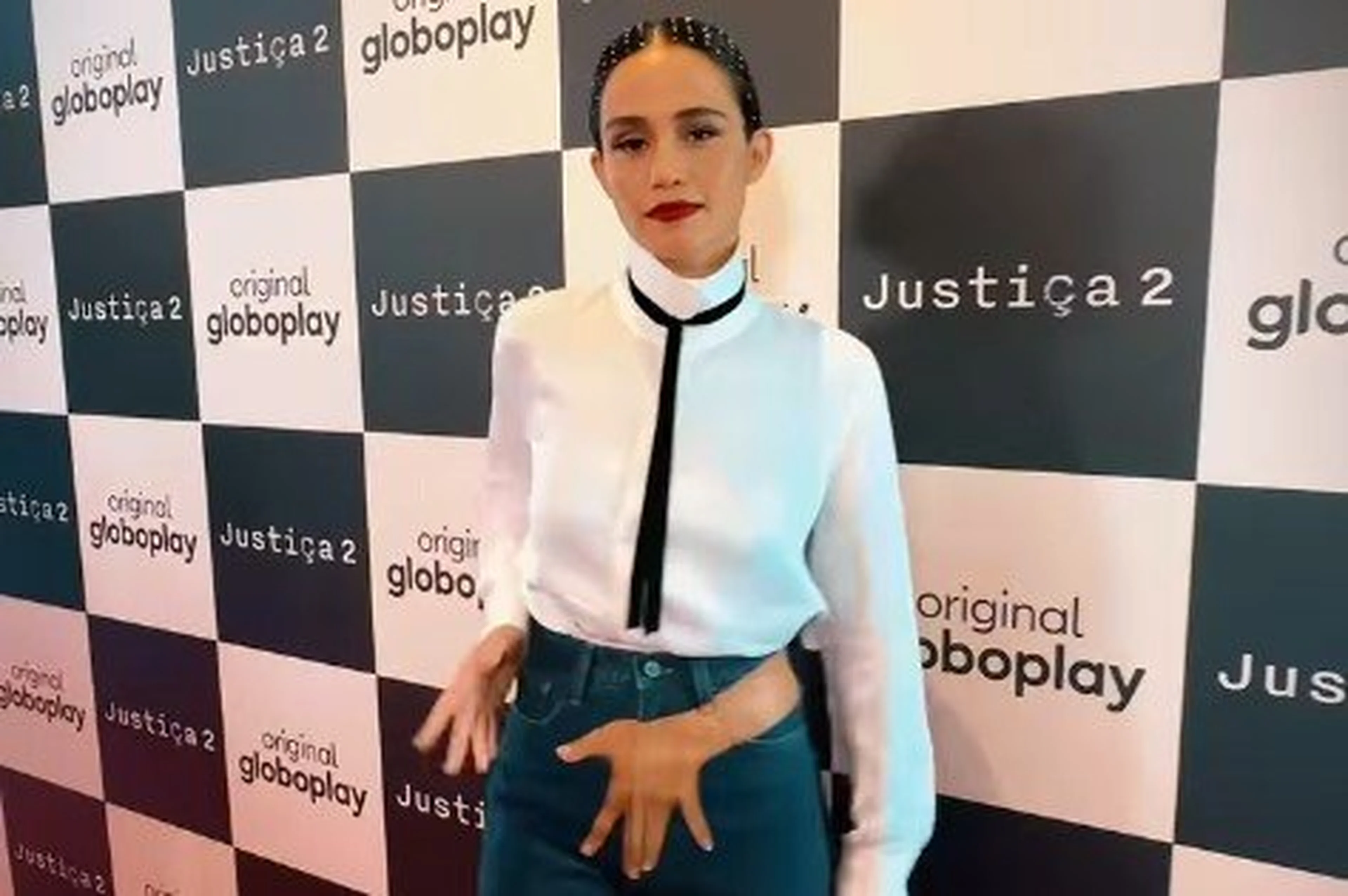 Reprodução/@globoplay e @nandacosta