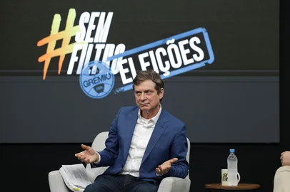 PORTO ALEGRE, RS, BRASIL, 03-07-2025:  A terceira  entrevista da série do programa Sem FIltro: os jornalistas entrevistam o pré-candidato Gladimir Chiele. O programa fará série de entrevistas com presidenciáveis do Grêmio. Foto: Renan Mattos/Agência RBS<!-- NICAID(16072992) -->
