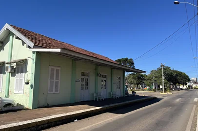 Estação de trem inaugurada em 1909 em Barão, município do Vale do Caí<!-- NICAID(16018235) -->