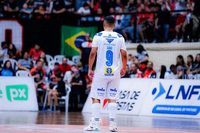 Vélez Camaquã , joinville , LNF , Liga Nacional de Futsal<!-- NICAID(16152868) -->