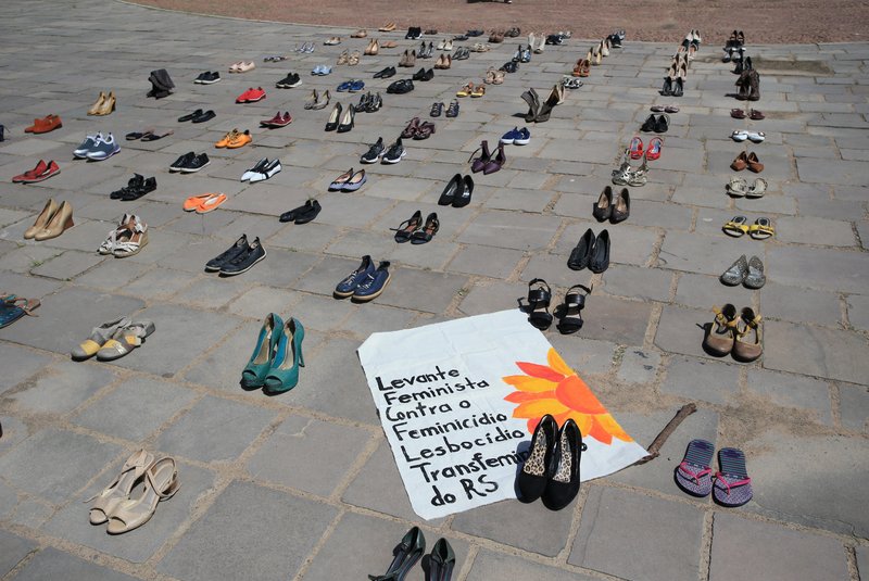 exposição telia negrão dia mundial contra o feminicidio<!-- NICAID(15608670) -->