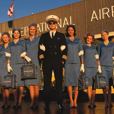 Prenda-me Se For Capaz (2002), de Steven SpielbergFilm Title: Catch Me If You Can.  Pictured:  LEONARDO DICAPRIO as Frank Abagnale in DreamWorks Pictures' CATCH ME IF YOU CAN.  Photo Credit: Andrew Cooper.Copyright: TM & © 2002 DREAMWORKS LLC.<!-- NICAID(14741909) -->