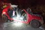Uma colisão entre dois veículos na BR-470, em Bento Gonçalves, resultou em ao menos quatro mortes na noite deste domingo (14). O acidente ocorreu no km 206, por volta das 20h, próximo ao distrito de Tuiuty. <!-- NICAID(14941041) -->