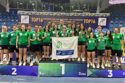 Equipe de Badminton do Recreio da Juventude conquista 13 medalhas no Circuito Nacional. Caxienses voltaram de Aracaju com a melhor campanha na competição, com cinco ouros, uma prata e sete bronzes<!-- NICAID(16125425) -->
