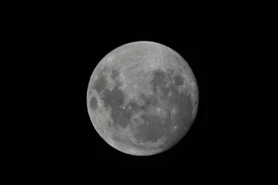 ANTONIO MACHADO / FOTOARENA/ESTADÃO CONTEÚDO LUA CHEIA CAXIAS DO SULRS - LUA CHEIA / CAXIAS DO SUL - GERAL - Imagens da lua cheia, vista em Caxias do Sul, RS, nesta segunda-feira (16). 16/09/2024 - Foto: ANTONIO MACHADO/FOTOARENA/FOTOARENA/ESTADÃO CONTEÚDOEditoria: GERALLocal: CAXIAS DO SULIndexador: ANTONIO MACHADOFonte: 2614736Fotógrafo: FOTOARENA<!-- NICAID(15868298) -->