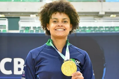 Bia Bulcão, esgrima