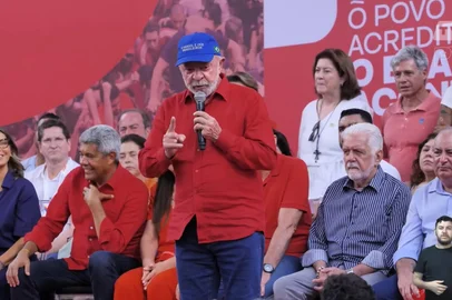 Lula discursa no evento de aniversário de 46 anos do Partido dos Trabalhadores, em Salvador, na Bahia.<!-- NICAID(16222745) -->