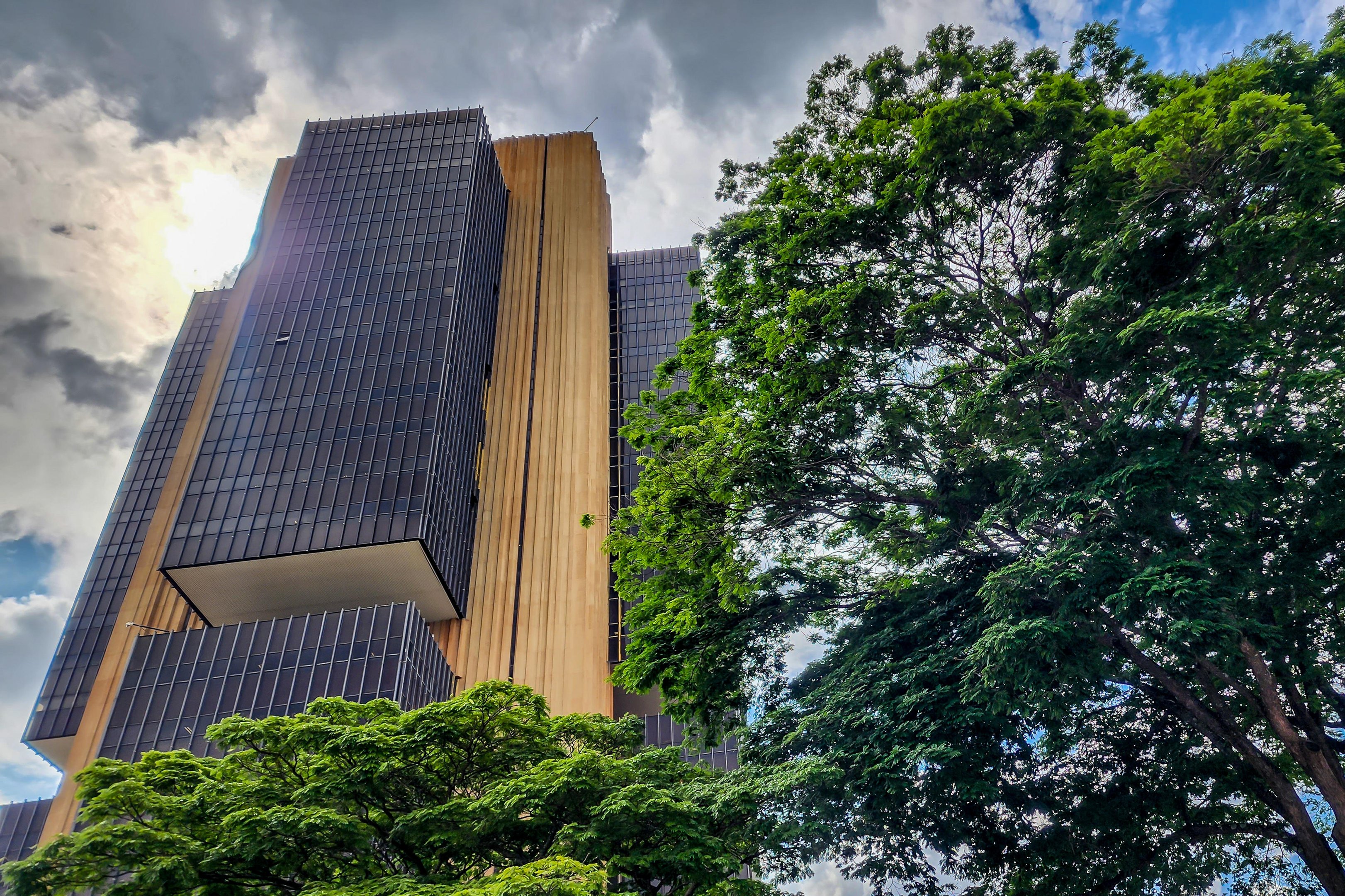 Banco Central reduz taxa Selic para 14,75%, menor patamar desde junho