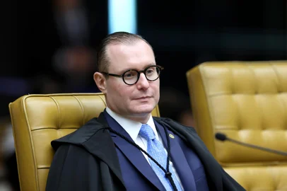 Ministro Cristiano Zanin durante a sessão plenária do STF.Foto: Gustavo Moreno/SCO/STF/DivulgaçãoIndexador: Gustavo Moreno<!-- NICAID(15767081) -->