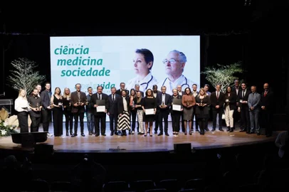 Associação Médica do Rio Grande do Sul anuncia os vencedores do Prêmio AMRIGS de Jornalismo - Edição 2023<!-- NICAID(15573652) -->
