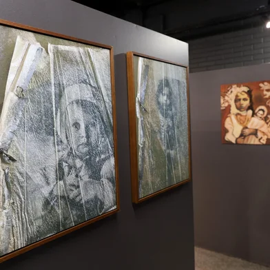 CAXIAS DO SUL, RS, BRASIL. 14.05.2025. “Ver para entender: o impossível olhar”, de Bernardete Conte. A mostra está montada já, na Galeria de Artes do Bloco J da UCS, na sala 402. (Ulisses Castro / Agência RBS).<!-- NICAID(16037095) -->