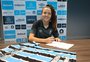Grêmio garante permanência da meia Rafa Levis