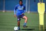 Grêmio tenta acelerar retorno de Douglas Costa para jogo contra o Bahia