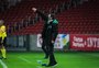 Arbitragem, pedido de desculpas e derrota: saiba o que disse o técnico do Juventude após jogo contra o Inter