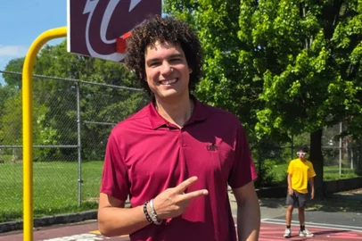 Anderson Varejão no Cleveland Care<!-- NICAID(16300571) -->