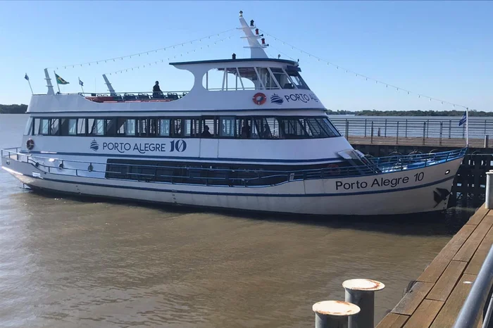 Barco Porto Alegre 10 / Divulgação