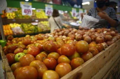 Porto Alegre, RS, Brasil, 08/04/2022 - Aumento da cesta básica nos supermercados de Porto Alegre / Foto: Félix Zucco<!-- NICAID(15063986) -->