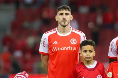 Novo zagueiro do Inter, Rogel. Ricardo Duarte/Internacional/DivulgaçãoIndexador: ricardo duarte<!-- NICAID(15838800) -->
