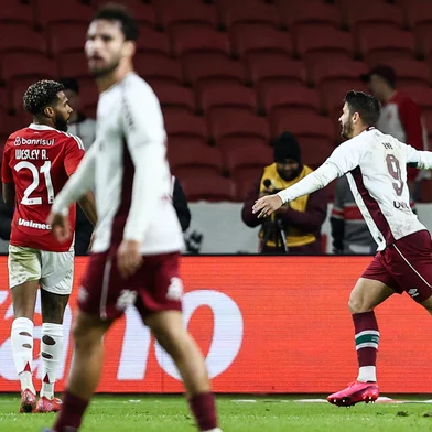 PORTO ALEGRE, RS, BRASIL, 30-07-2025: Inter e Fluminense, válido pela ida das oitavas de final da Copa do Brasil. Fotos: Duda Fortes/Agencia RBS<!-- NICAID(16091369) -->