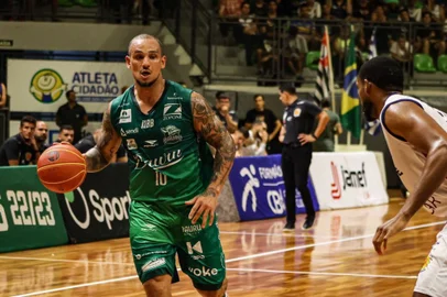 Alex Garcia, Bauru Basketball, NBB